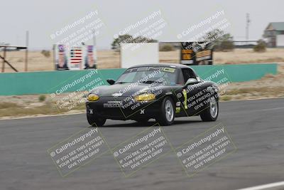 media/Jun-01-2025-CalClub SCCA (Sun) [[eae223c5dd]]/Group 5/Race (Front Straight)/